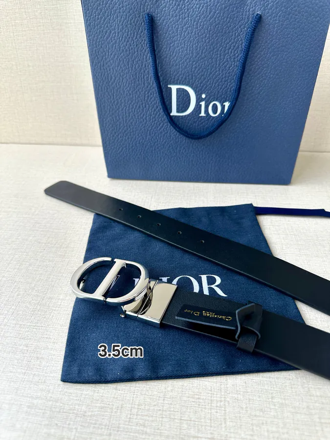 Montaigne Belt Classic Design, Double Sided, Grained Calfskin