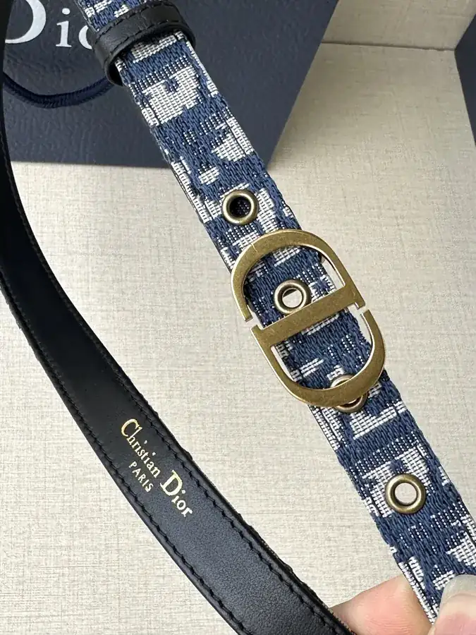 Montaigne Belt with Double Sided Design