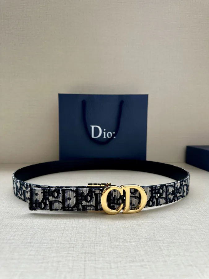 30mm Montaigne Belt Inspired by Classic Handbag, Reversible Design