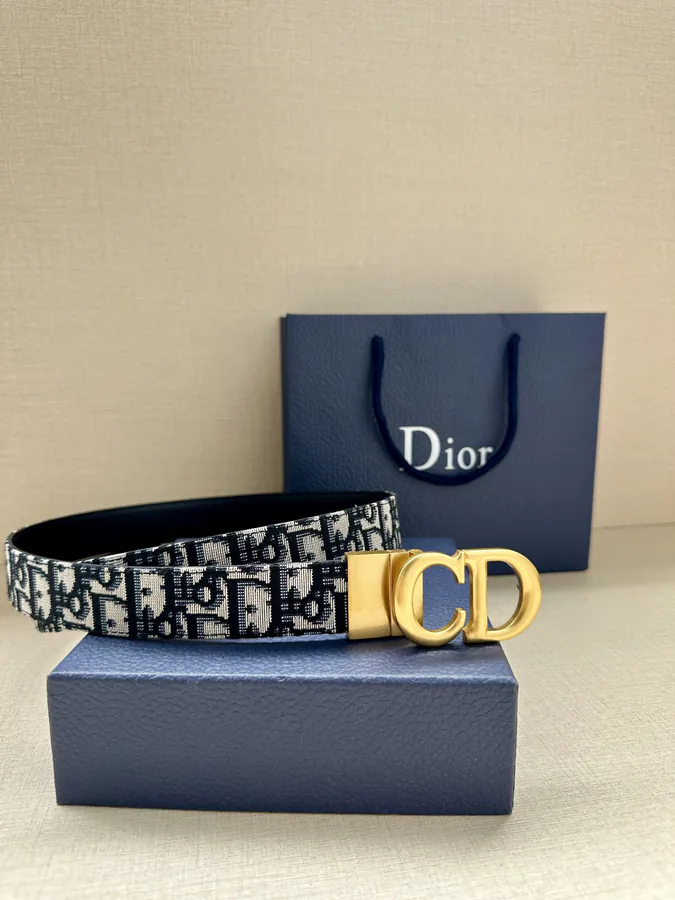 30mm Montaigne Belt Inspired by Classic Handbag, Reversible Design