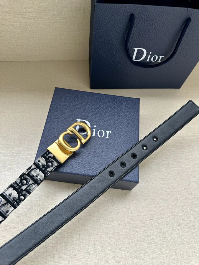 30mm Montaigne Belt Inspired by Classic Handbag, Reversible Design
