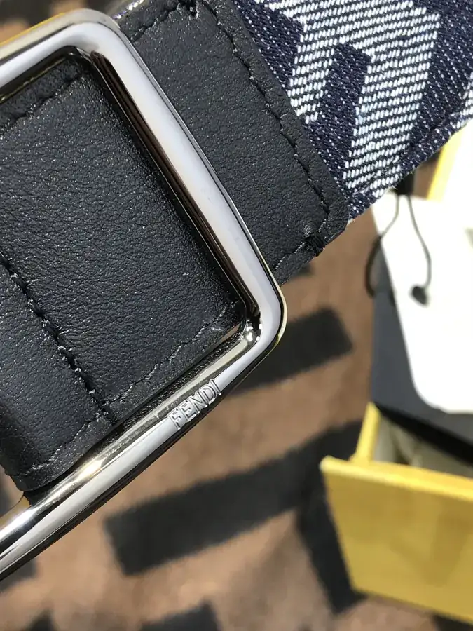 FD Signature Belt in Grained Calfskin with NFT Letter Clasp