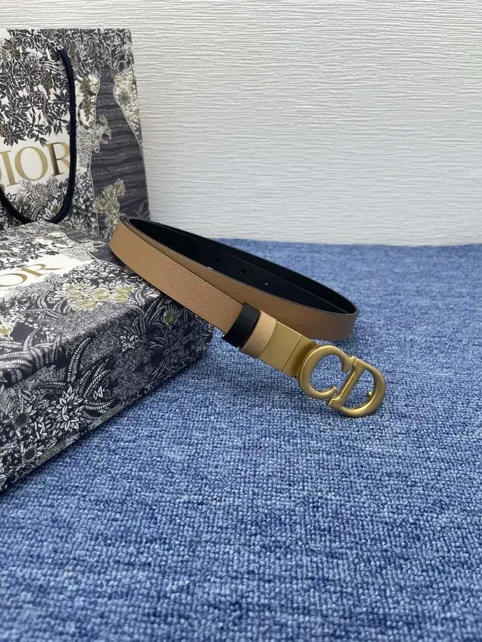 Montaigne Avenue Belt in Black Smooth Calfskin
