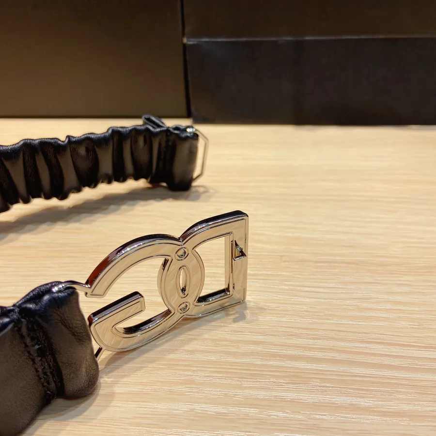 D&G Baner Top Grain Sheepskin Elastic Belt with Premium Brass Buckle