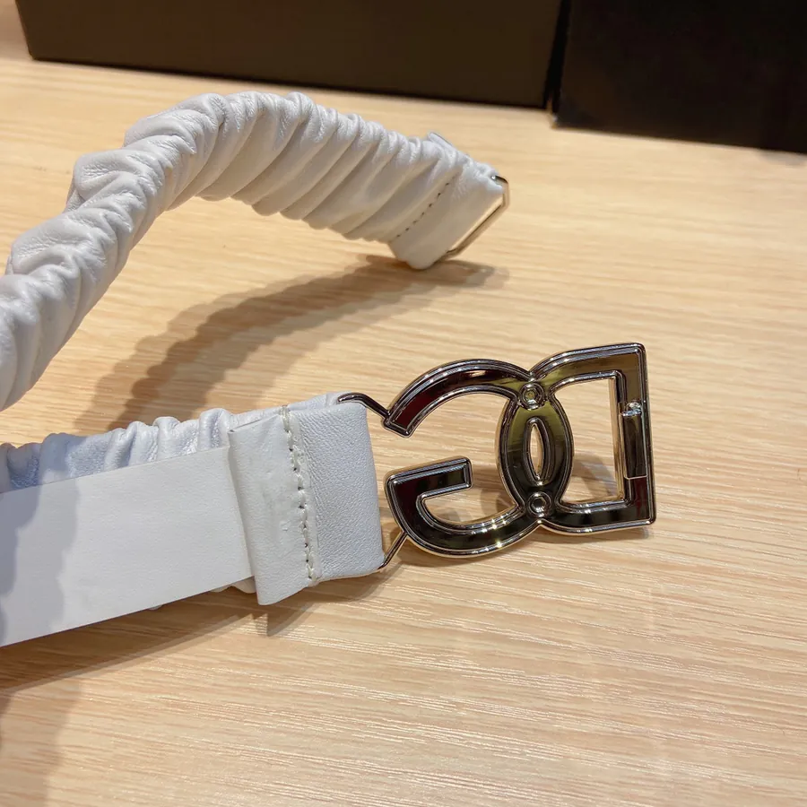 D&G Baner Top Grain Sheepskin Elastic Belt with Premium Brass Buckle