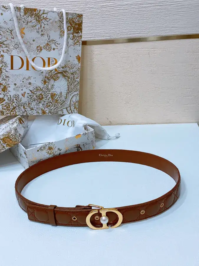 Montaigne Jolie Belt in Smooth Calfskin