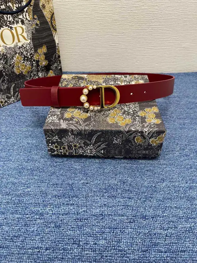 30 Montaigne Belt in Black Smooth Calfskin