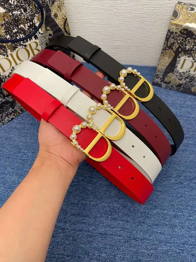 30 Montaigne Belt in Black Grained Calfskin