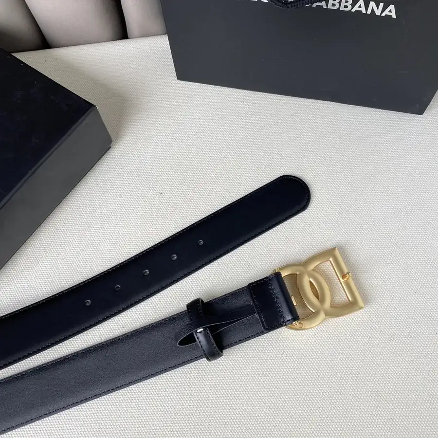 D&G Classic Letter Closure Belt