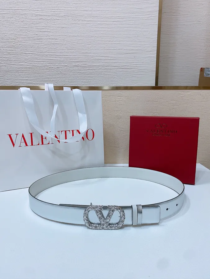 V Logo Signature Clasp Handbag with Swarovski® Inspired Pearl
