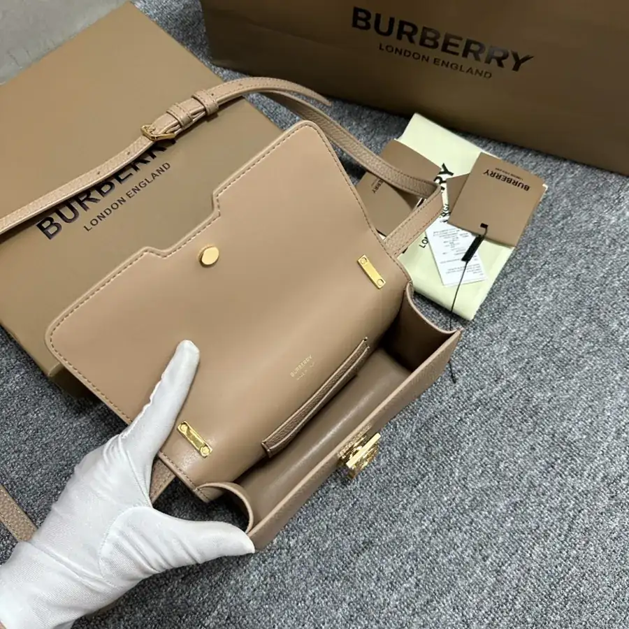 B House Exclusive Lock Closure Bucket Bag