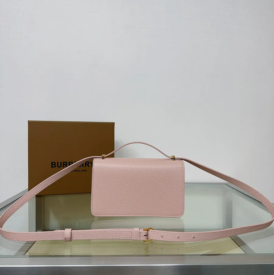 B House Exclusive Lock Closure Bucket Bag