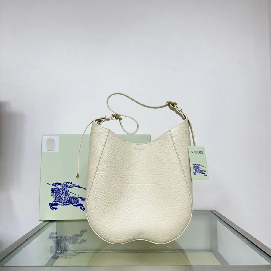Daniel Lee Chess Shoulder Bag