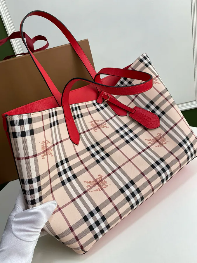 P430 B House Double Face Shopping Bag