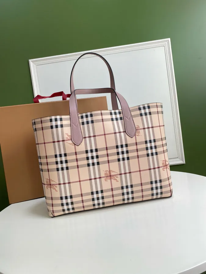 P430 B House Double Face Shopping Bag