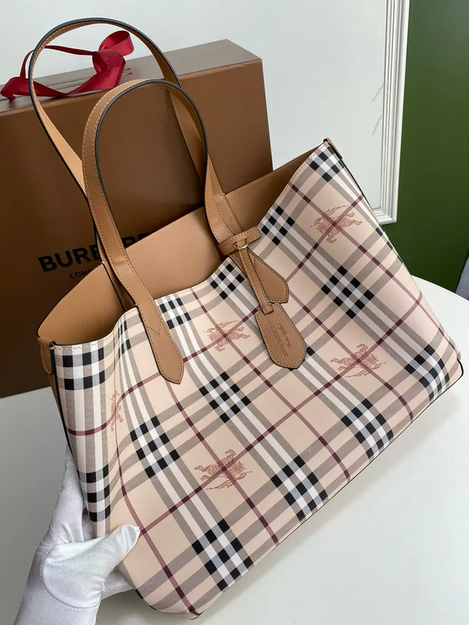 P430 B House Double Sided Shopping Bag