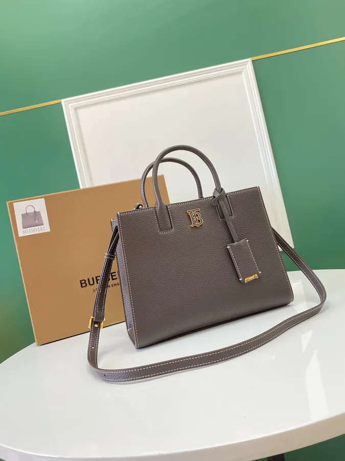 Thomas Burberry Tote Bag with 27cm Vertical Handle