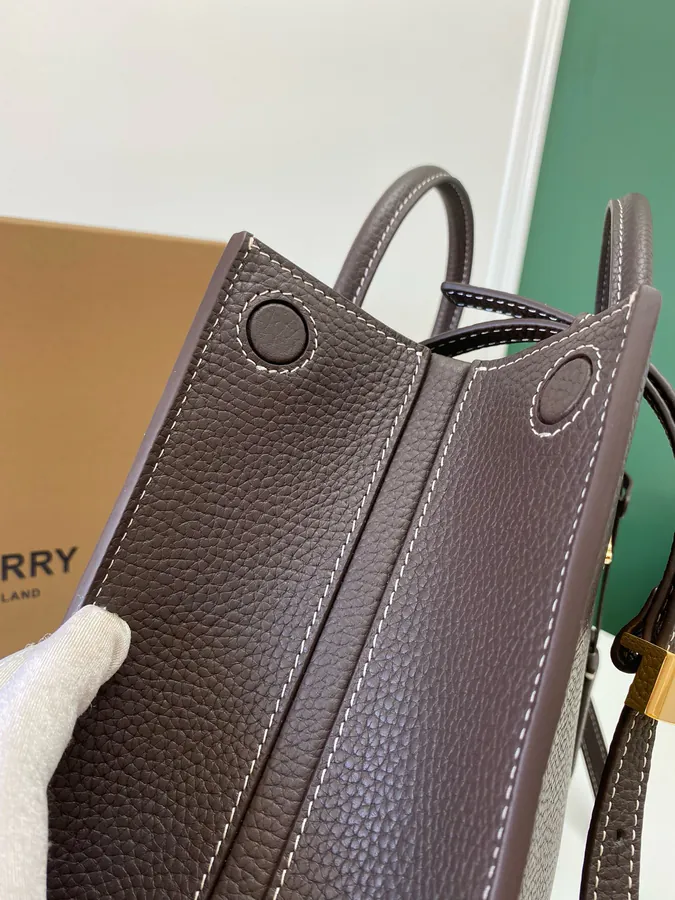Thomas Burberry Tote Bag with 27cm Vertical Handle
