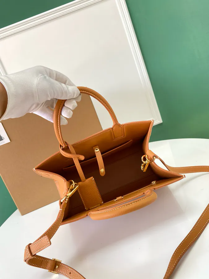 Thomas Burberry Tote Bag with 27cm Vertical Handle