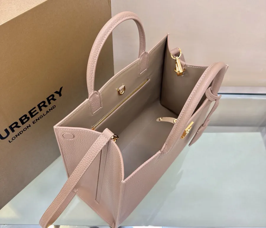 Thomas Burberry P800 Tote Bag with Stand Up Design