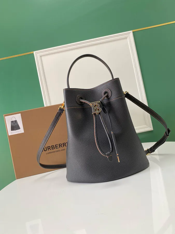 Thomas Burberry P730 Bucket Bag