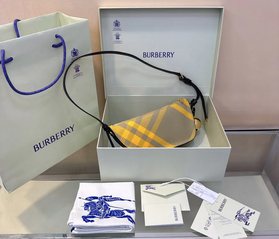 B's Latest Shoulder Bag Italian Workshop Crafted