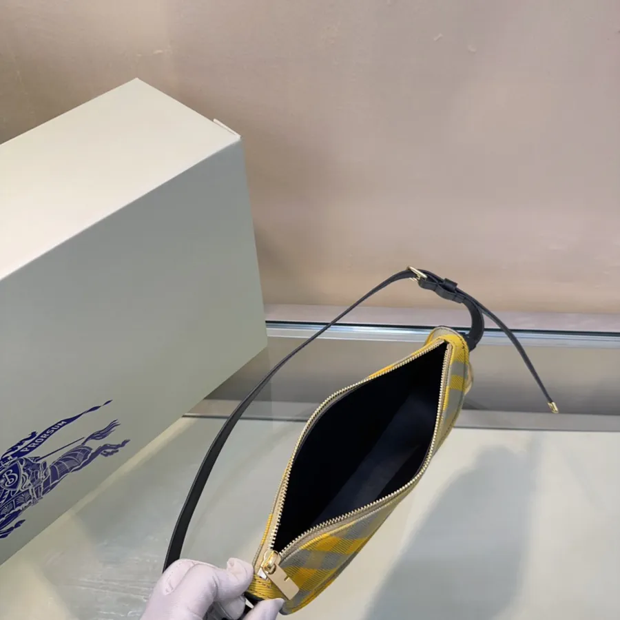 B's Latest Shoulder Bag Italian Workshop Crafted