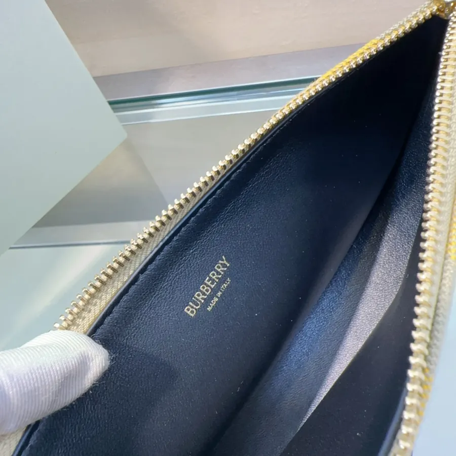 B's Latest Shoulder Bag Italian Workshop Crafted
