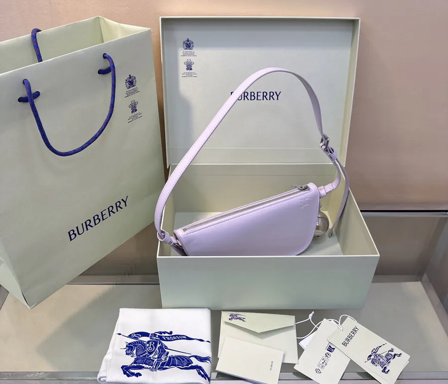 B Brand New Shoulder Bag Folded Shield Design