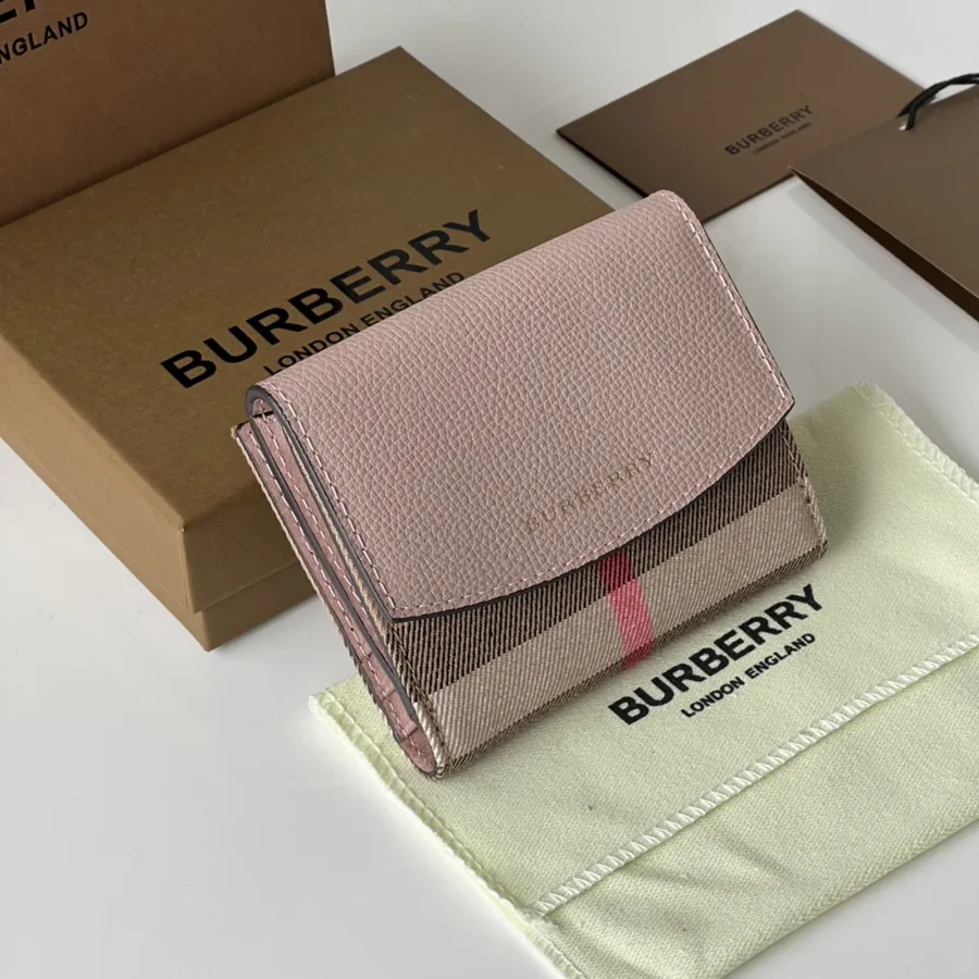 P220 House Grained Calfskin Wallet