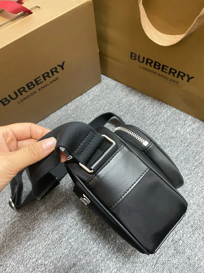 P450 B House Latest Camera Bag with 90s Street Style