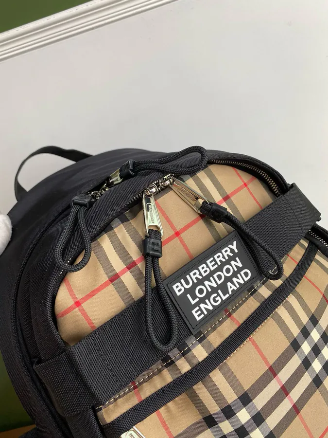 P630 B House New Practical Backpack with Double Straps