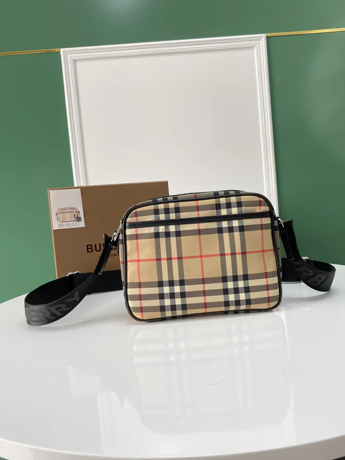 B House Vintage Bucket Bag with Grained Calfskin and Leather Trim