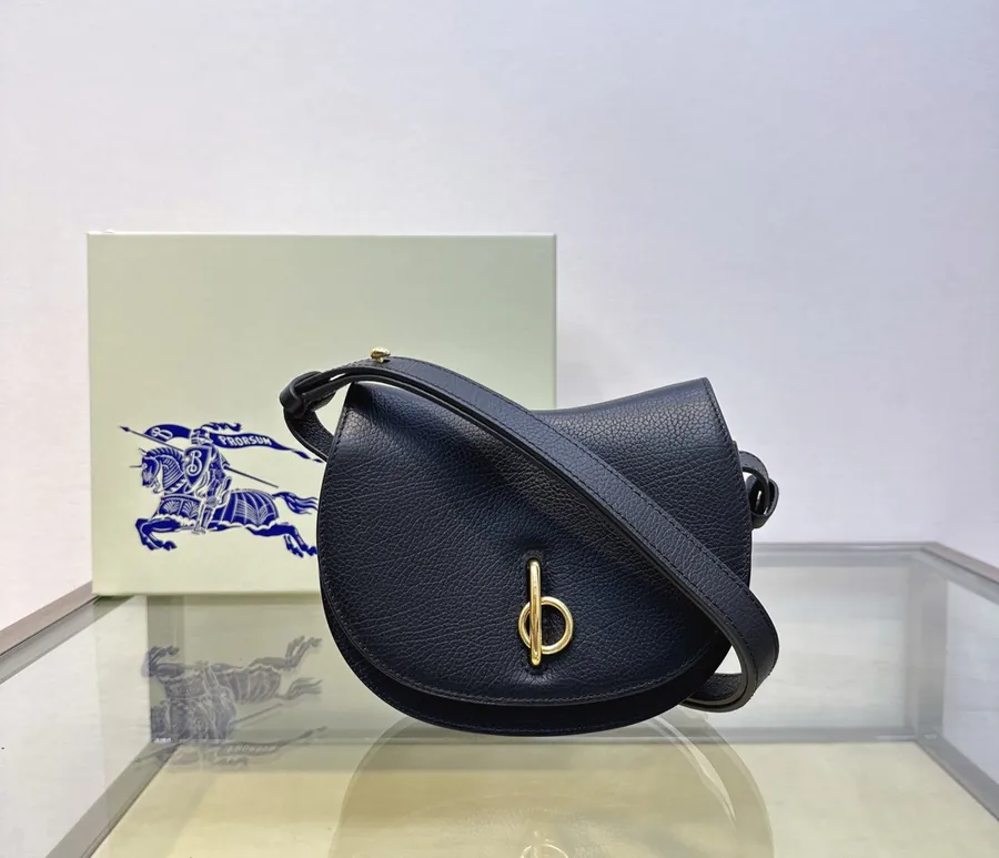P600 B Family New Stand Tall Bag, Grained Calfskin