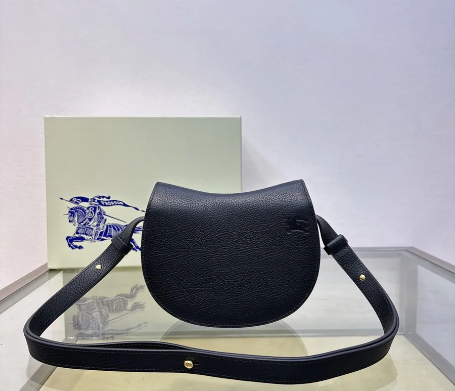 P600 B Family New Stand Tall Bag, Grained Calfskin