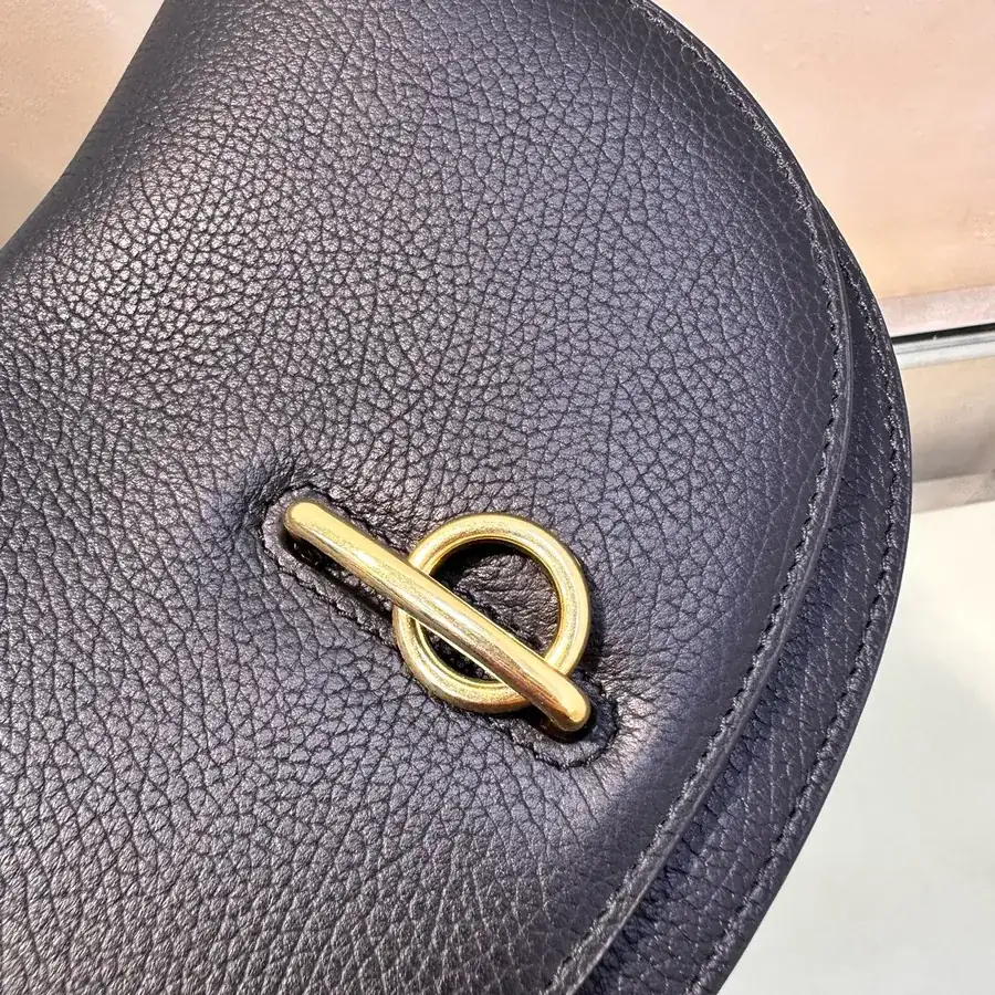 P600 B Family New Stand Tall Bag, Grained Calfskin