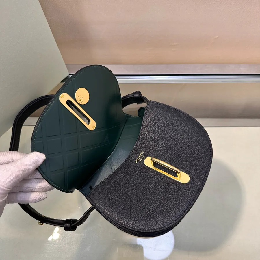 P600 B Family New Stand Tall Bag, Grained Calfskin