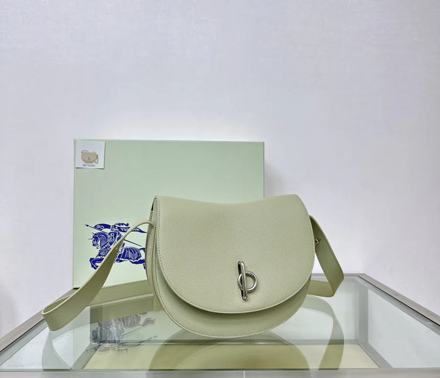 P780 B Family New Stand Up Bag, 26cm, Grained Calfskin