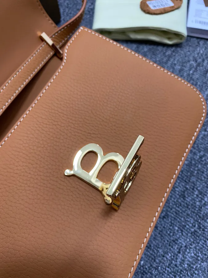 Thomas Burberry TB Exclusive Logo Buckle Tote
