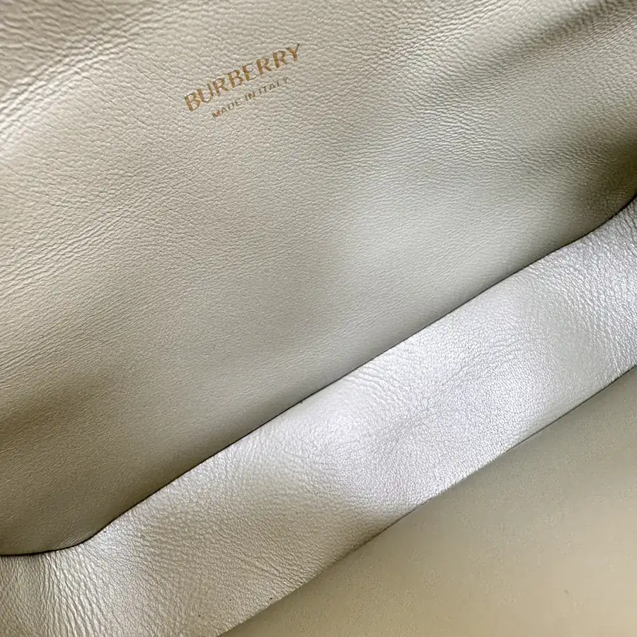 B New Latest Zippered Crossbody Bag