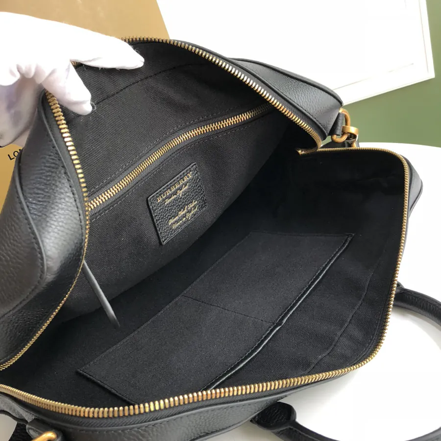 P650 B Brand Men's Grained Calfskin Briefcase