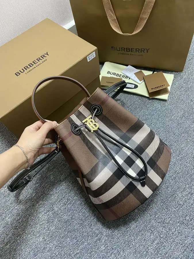 B House桦木棕色水桶包