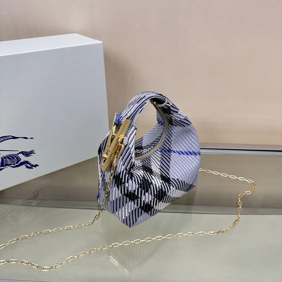 Burberry Chains Bag Latest Soft and Structured Design