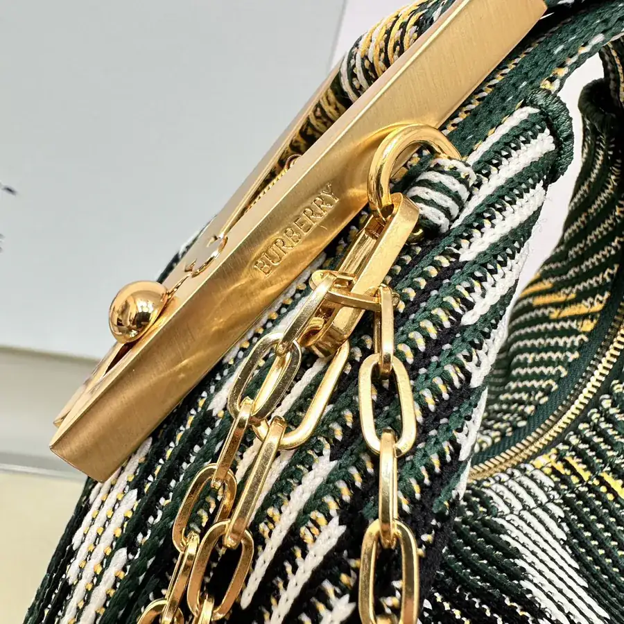 Burberry Chains Bag Latest Soft and Structured Design