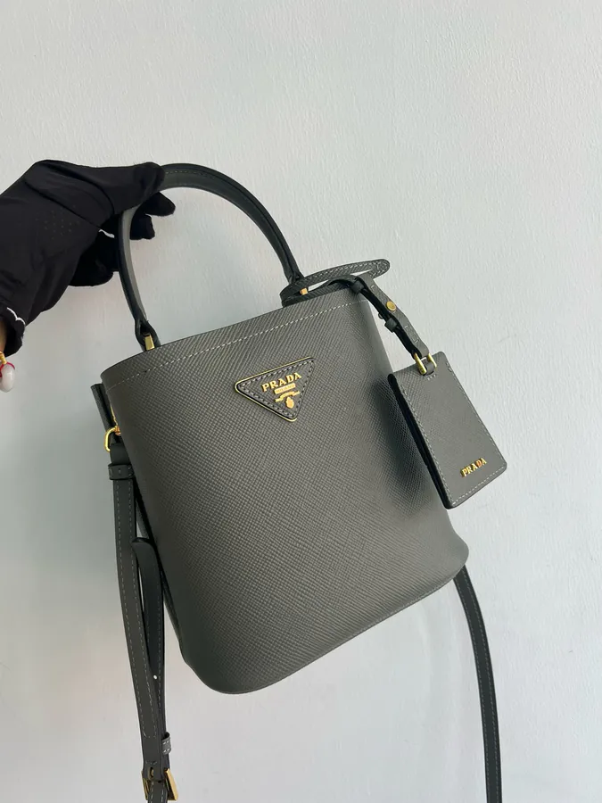 P750 Bucket Bag Mini Size