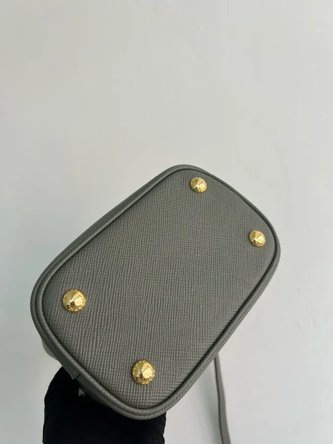 P750 Bucket Bag Mini Size