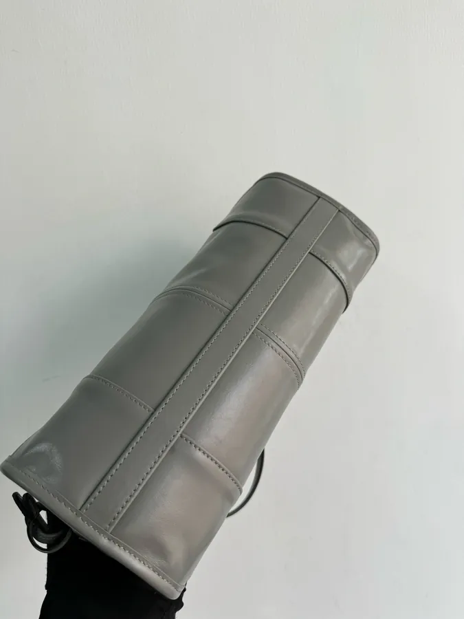 LusSolf Oil Tanned Leather Crossbody Bag