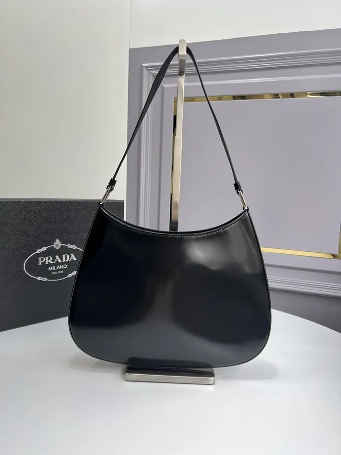 Cleo Shoulder Bag Vintage Style, Black