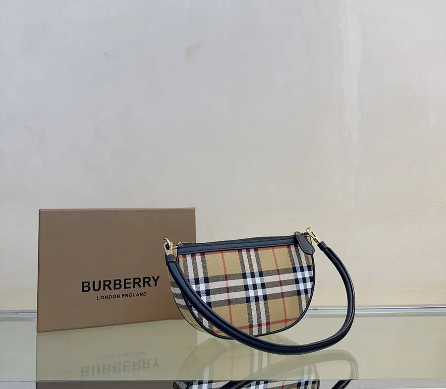 P320 B Brand New Tote Bag