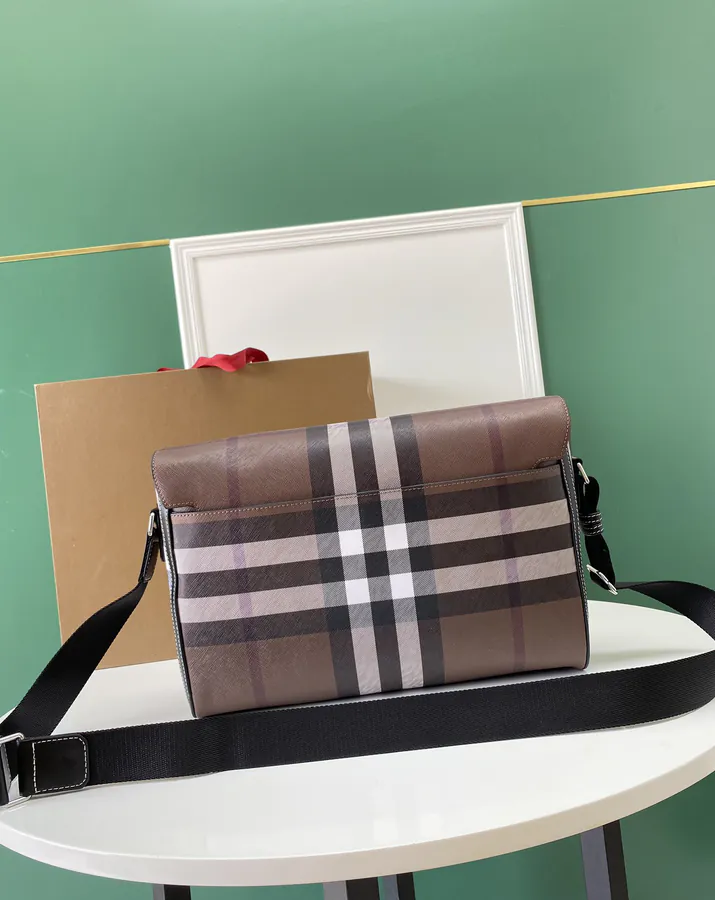 B Brand New Messenger Bag with Brand Logo and Grained Calfskin Design